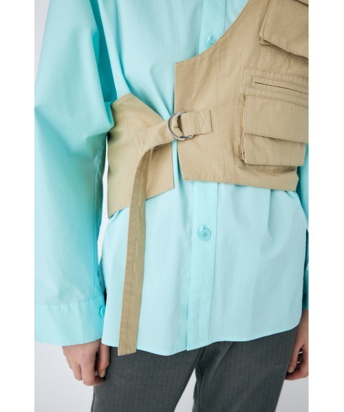 MOUSSY(マウジー)の「ONE SHOULDER UTILITY ベスト(ベスト・レディース・ライトベージュ/ブラック・FREE)」の8枚目の写真