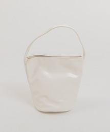 Jeudi（ジュディ）の「ミドルバケットバッグ（ショルダーバッグ）」