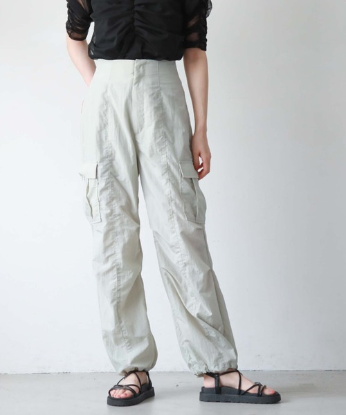 archives（アルシーヴ）の「ハイウエストドロストカーゴパンツ（カーゴパンツ・レディース・ミント/アイボリー/ブラック・MEDIUM）」の13枚目の写真