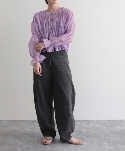 fredy emue（フレディエミュ）の「【fredy emue】シャーリングボレロシャツ（シャツ/ブラウス・レディース・ラベンダー/ブラック/オフホワイト/イエロー/チャコールグレー・38）」の11枚目の写真