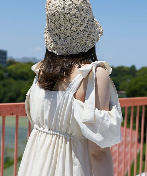 MAJESTIC LEGON(マジェスティックレゴン)の「【WEB限定XSサイズあり】2way肩リボンティアードワンピース(ワンピース・レディース・オレンジ/ブラック/アイボリー・X-SMALL/SMALL/MEDIUM)」の16枚目の写真