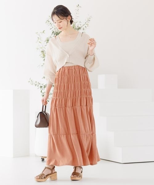 mysty woman(ミスティウーマン)の「【WEB/一部店舗限定】楊柳シャーリングスカート968416(スカート・レディース・グレイッシュベージュ/チャコールグレー/ブラック/オレンジ・FREE)」の19枚目の写真