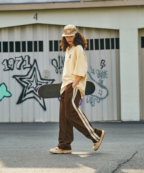 CORPUS TOKYO（コーパス トーキョー）の「サイドラインワイドジャージーパンツ（スウェットパンツ・メンズ・ブラック/チャコールグレー/グリーン/ブラウン/ライトグリーン・1/2/4/3）」の20枚目の写真