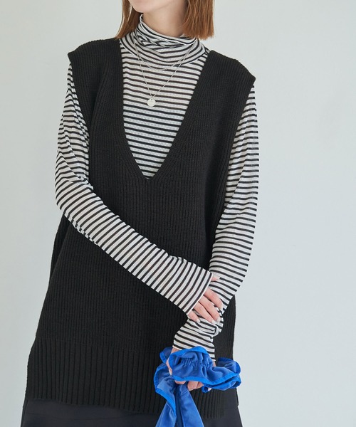 ROPE' PICNIC(ロペピクニック)の「【WEB限定】パチパチしにくい・洗える/Vネックロングベスト(ベスト・レディース・キナリ/ブラック/グレー系その他・38)」の7枚目の写真