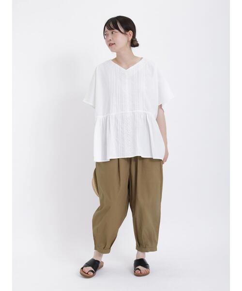 Samansa Mos2（サマンサ モスモス）の「裾タックテーパードパンツ（その他パンツ・レディース・ネイビー/カーキ/ベージュ・F）」の20枚目の写真