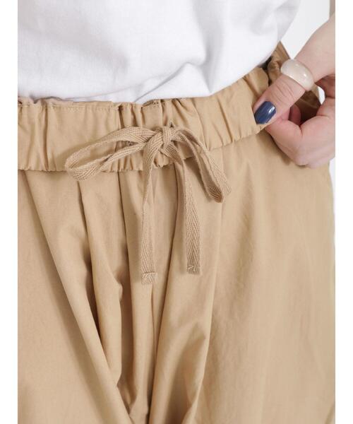 Samansa Mos2（サマンサ モスモス）の「裾タックテーパードパンツ（その他パンツ・レディース・ネイビー/カーキ/ベージュ・F）」の13枚目の写真