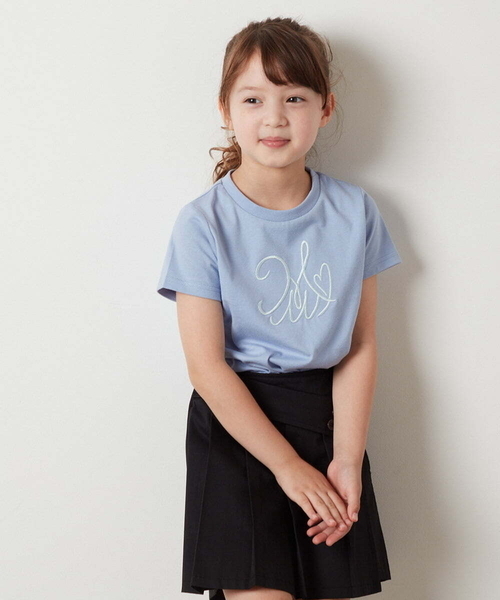 a.v.v（アーヴェヴェ）の「[140-150]ビッグロゴ刺繍Tシャツ（Tシャツ/カットソー・キッズ・ライトブルー/ライトグレー/ホワイト・140/150）」の4枚目の写真