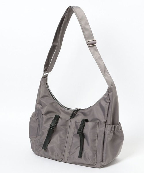 LAKOLE（ラコレ）の「ポケットショルダーBAG / 980170（ショルダーバッグ・レディース・ブラック/アイボリー/グレー・FREE）」の4枚目の写真