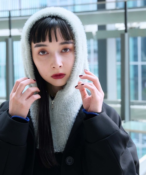 HARE(ハレ)の「シャギーバラクラバ(HARE)(ネックウォーマー/スヌード・レディース・ブラック/ライトグレー・FREE)」の5枚目の写真