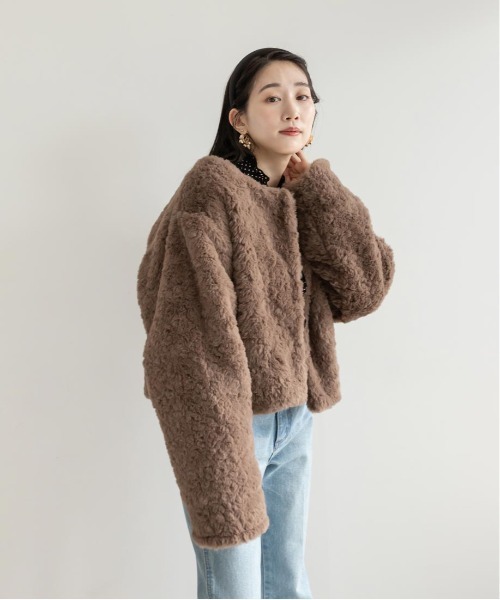 RANDA（ランダ）の「中綿入りショートファーブルゾン（ブルゾン・レディース・ホワイト/ブラウン/グレイッシュベージュ・FREE）」の10枚目の写真