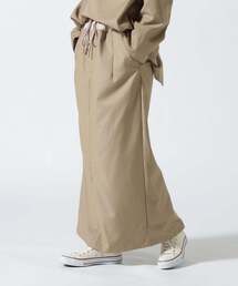 DROIT BELLO（ドロイトベロ）サテン切替スカート