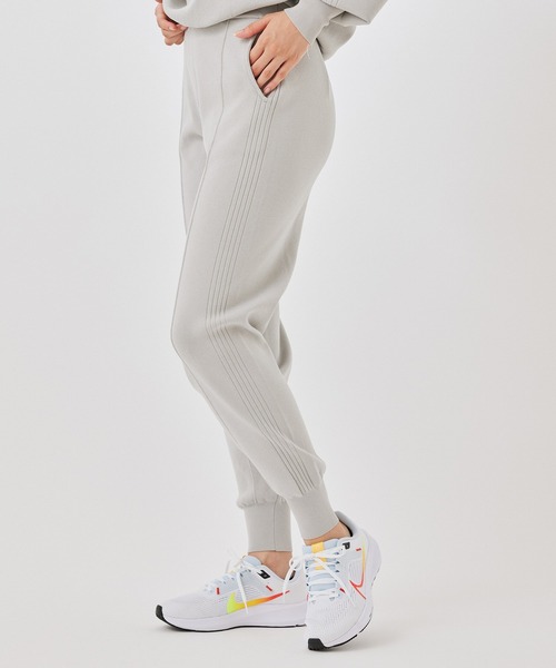 NERGY（ナージー）の「スポンジニットジョガーパンツ（その他パンツ・レディース・スミクロ/ラベンダー/ライトグレー/ベージュ・FREE）」の5枚目の写真