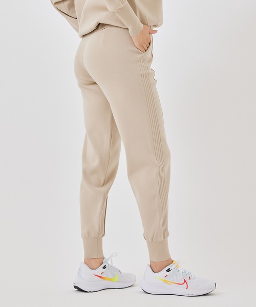 NERGY（ナージー）の「スポンジニットジョガーパンツ（その他パンツ・レディース・スミクロ/ラベンダー/ライトグレー/ベージュ・FREE）」の11枚目の写真