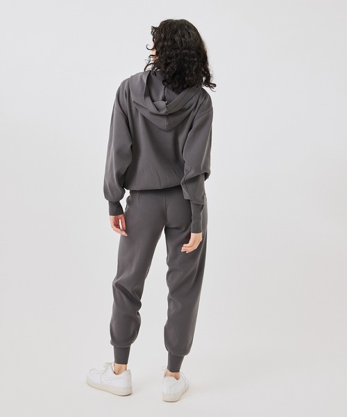 NERGY（ナージー）の「スポンジニットジョガーパンツ（その他パンツ・レディース・スミクロ/ラベンダー/ライトグレー/ベージュ・FREE）」の15枚目の写真