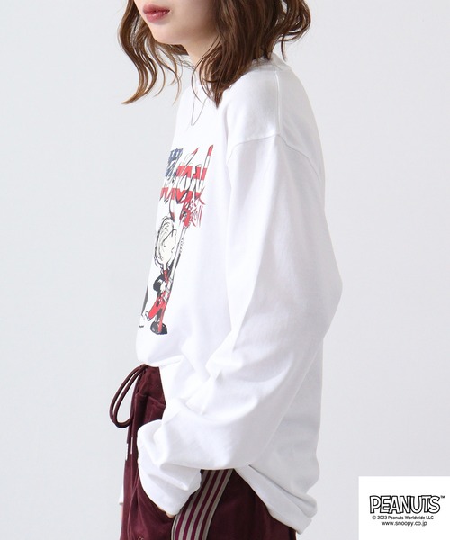 PEANUTS（ピーナッツ）の「PEANUTS スヌーピー ヘビーウェイト ロック 長袖 Tシャツ（Tシャツ/カットソー・レディース・ブラック系1/ネイビー/ホワイト系1/ブラック系2/ホワイト/ホワイト系2/ネイビー系1/ブラック/ネイビー系2・L/LL/M）」の14枚目の写真