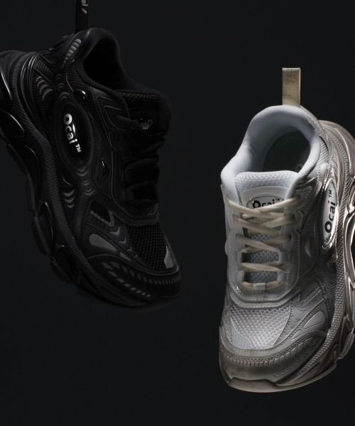 Ocai(オカイ)の「ストリートファッション Ocai オカイ RUN TECH ランテック ボリュームスニーカー 厚底スニーカー シューズ 靴 運動靴 テック系 ダッドスニーカー ローカットスニーカー 厚底シューズ 韓国ファッション 韓国ストリート(スニーカー・メンズ・ホワイト/ブラック/シルバー・27.0cm/24.5㎝/26.0cm/27.5cm/25.0cm/26.5cm/28.0cm/25.5cm)」の4枚目の写真