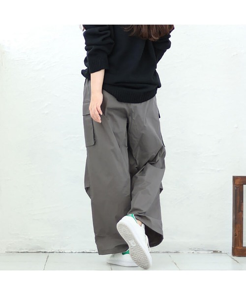 GOLDJAPAN(ゴールドジャパン)の「カーゴパンツ【大きいサイズ対応】(カーゴパンツ・レディース・ブラック/カーキ/グレー・LL/3L/4L/5L)」の15枚目の写真