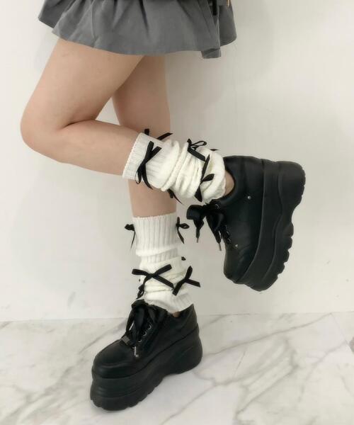 cs T&P(シーエスティーアンドピー)の「【新色追加】サテンリボンレースアップ厚底スニーカー(スニーカー・レディース・ホワイト/ブラック/ホワイト×ピンク/ブルー系8/ホワイト×グレー/ホワイト系4/ブラック系3/ピンク系8・S/M/L/LL)」の18枚目の写真