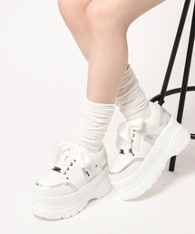 cs T&P（シーエスティーアンドピー）の「【新色追加】サテンリボンレースアップ厚底スニーカー（スニーカー）」