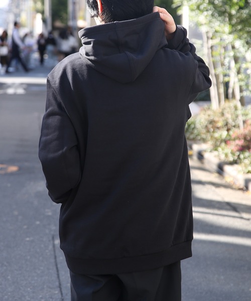 Calvin Klein(カルバン・クライン)の「【Calvin Klein】プルオーバーフーディー40QC403(パーカー・メンズ・ホワイト/ブラック・L/XL/S/M)」の9枚目の写真
