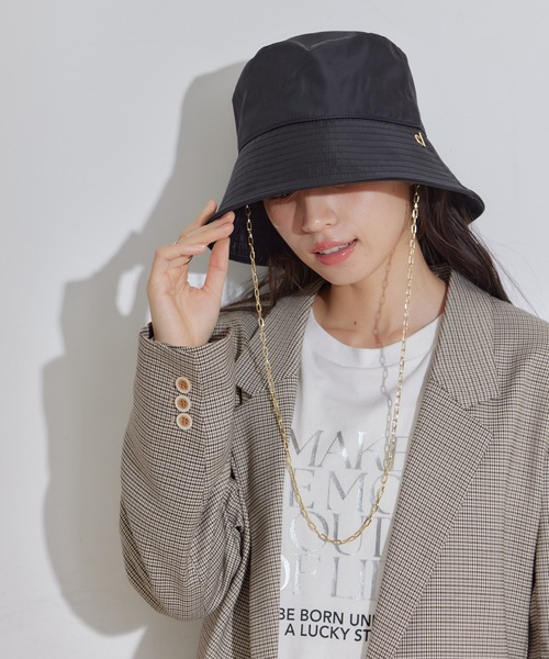 VIS（ビス）の「【吸水速乾】チェーン付つば広バケットハット（ハット・レディース・キナリ/ブラック・FREE）」の4枚目の写真