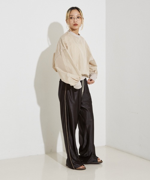 NOMINE（ノミネ）の「袖ボリューム シャツプルオーバー▲NOMINE商品一覧は上のNOMINEタブをクリック▲（シャツ/ブラウス・レディース・ホワイト/グリーン/ブラック/ベージュ/ブラック系その他/スモークピンク/ベージュ系その他/ブルー・フリー）」の22枚目の写真