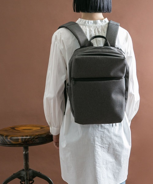 RODE SKO（ロデスコ）の「撥水バックパック M（バックパック/リュック・メンズ・チャコールグレー/ブラック・ONE）」の8枚目の写真