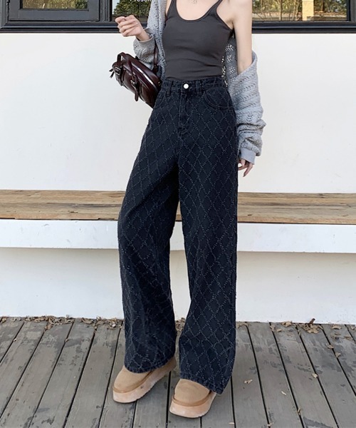 by muni:r（バイ ムニール）の「キルティングダイヤワイドデニムパンツ（デニムパンツ・レディース・ブラック・SMALL/MEDIUM）」の3枚目の写真