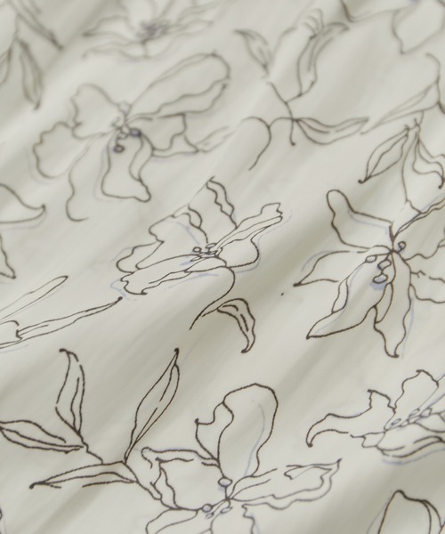 VIS(ビス)の「【前後2WAY】割繊サテンフリルスリーブブラウス【接触冷感・洗える】(シャツ/ブラウス・レディース・オフホワイト/ホワイト系その他5/ライトグリーン/ブルー系その他・FREE)」の17枚目の写真