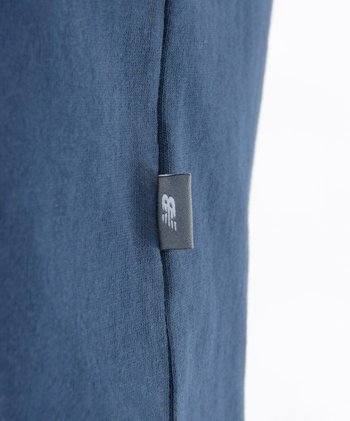 NEW BALANCE(ニューバランス)の「Athletics Basketball Style リラックス ショートスリーブTシャツ(Tシャツ/カットソー・レディース・ライトブラウン/ネイビー・X-LARGE/MEDIUM/SMALL/LARGE)」の3枚目の写真