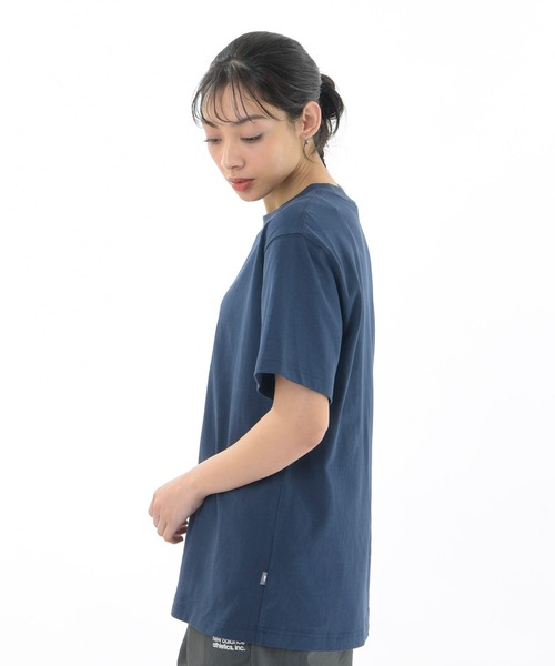 NEW BALANCE(ニューバランス)の「Athletics Basketball Style リラックス ショートスリーブTシャツ(Tシャツ/カットソー・レディース・ライトブラウン/ネイビー・X-LARGE/MEDIUM/SMALL/LARGE)」の13枚目の写真