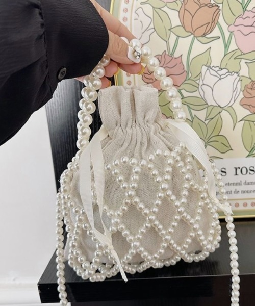 LADY LIKE（レディライク）の「パールデザイン巾着付きミニバック（ハンドバッグ・レディース・ホワイト・F）」の5枚目の写真