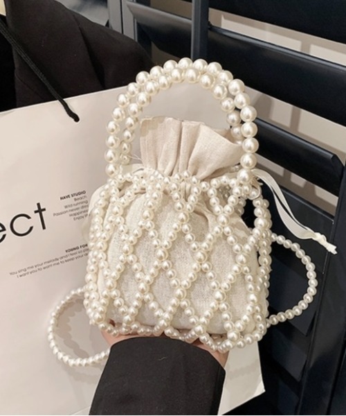 LADY LIKE（レディライク）の「パールデザイン巾着付きミニバック（ハンドバッグ・レディース・ホワイト・F）」の6枚目の写真