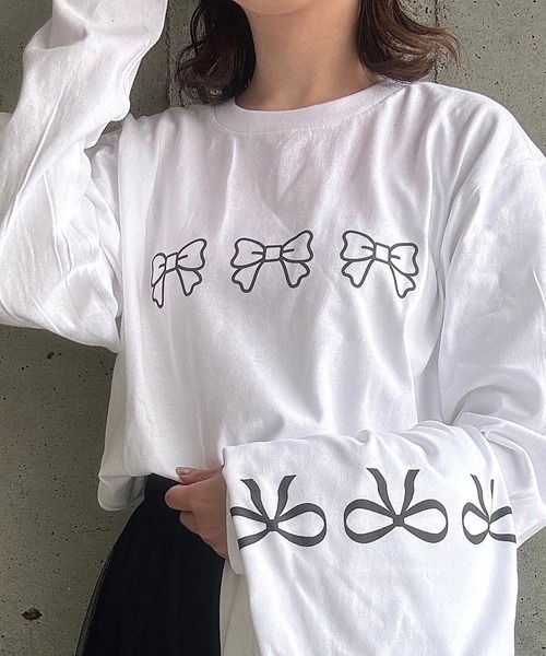 cuorequal（クオレコール）の「リボンプリントロングＴシャツ（Tシャツ/カットソー・レディース・ホワイト/ホワイト系その他・MEDIUM/LARGE）」の8枚目の写真