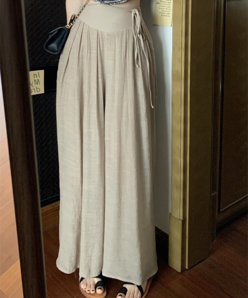 FREE STYLISTS(フリー スタイリスト)の「YUGA_YGMC タックガウチョパンツ(その他パンツ・レディース・カーキ/ブラック/ベビーピンク/オフホワイト・FREE)」の18枚目の写真