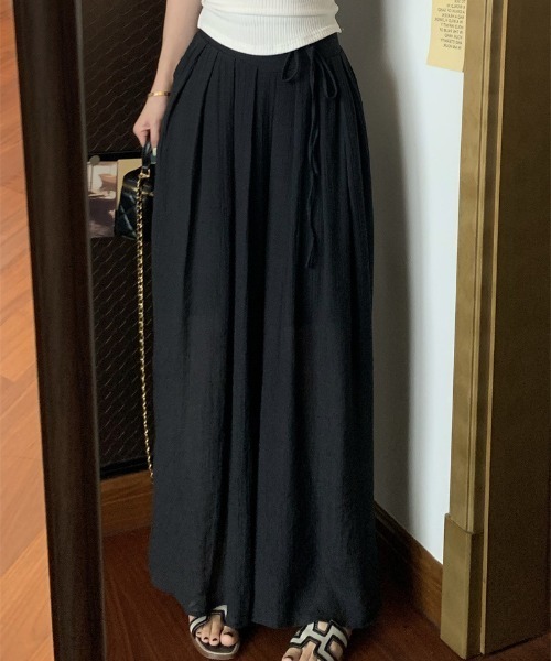 FREE STYLISTS(フリー スタイリスト)の「YUGA_YGMC タックガウチョパンツ(その他パンツ・レディース・カーキ/ブラック/ベビーピンク/オフホワイト・FREE)」の14枚目の写真