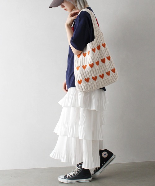 SpRay（スプレイ）の「アシメプリーツティアードロングスカート（スカート・レディース・ブラック/オフホワイト/ベージュ/ライトグレー・FREE）」の17枚目の写真