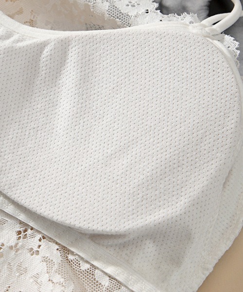 Bz】レースキャミトップ（MA）（キャミソール）｜ARCHIVER（アーカイバ