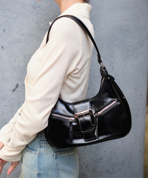 Rejoule（リジュール）の「バックルベルト ダブルポケットワンハンドル