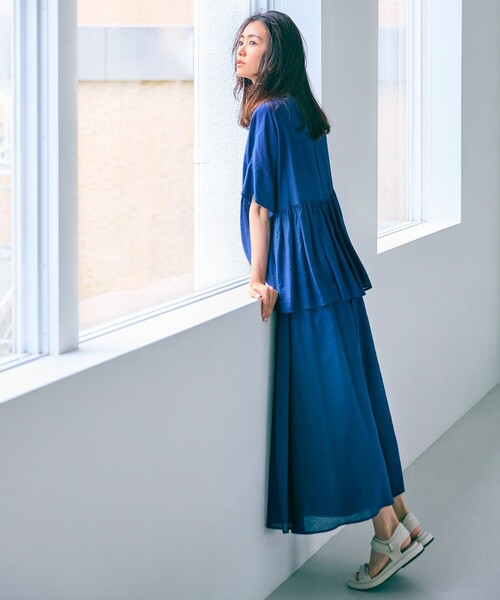 UNFILO(アンフィーロ)の「ヴィンテージシアー ギャザーワイドパンツ(その他パンツ・レディース・ダルブルー系/グレー系/ブラック系/イエロー系/スカイブルー系/レッド系/ネイビー系/カーキ系・X-LARGE)」の18枚目の写真