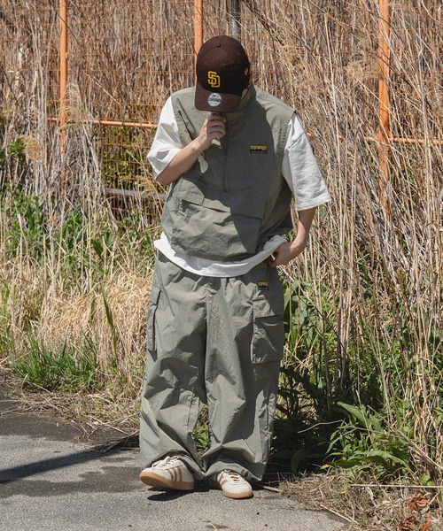 kutir(クティール)の「バイカラーピスナイロンカーゴワイドパンツ(カーゴパンツ・メンズ・ライトグレー/ブラック/ネイビー/ライトカーキ・SMALL/MEDIUM/LARGE)」の20枚目の写真