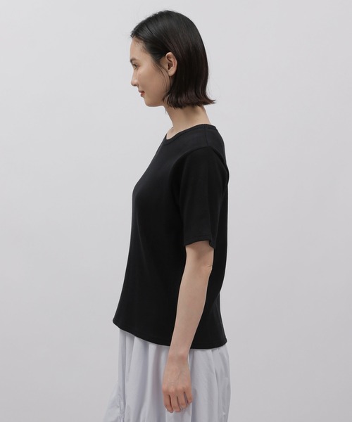 LAKOLE(ラコレ)の「コットンテレコベーシックカットソー / 122489(Tシャツ/カットソー・レディース・ライトブルー/ブラック/ベージュ/アイボリー/ホワイト×ブラック/ホワイト×イエロー・SMALL/MEDIUM)」の19枚目の写真