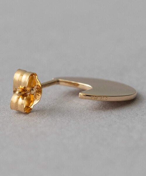 【ete】K10 イエローゴールド ピアス シンプリファイ ete（エテ）の「○[シンプリファイ] K10YG プレート ピアス