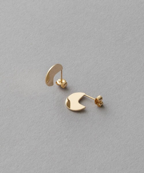 新品　ete エテ　シンプリファイ　プレート ピアス K10 ete（エテ）の「○[シンプリファイ] K10YG プレート ピアス（ピアス