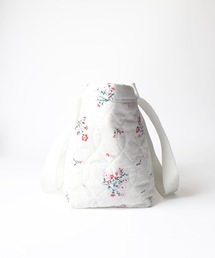HOLIDAY（ホリデイ）の「FLOWER QUILTING BAG フラワーキルティング