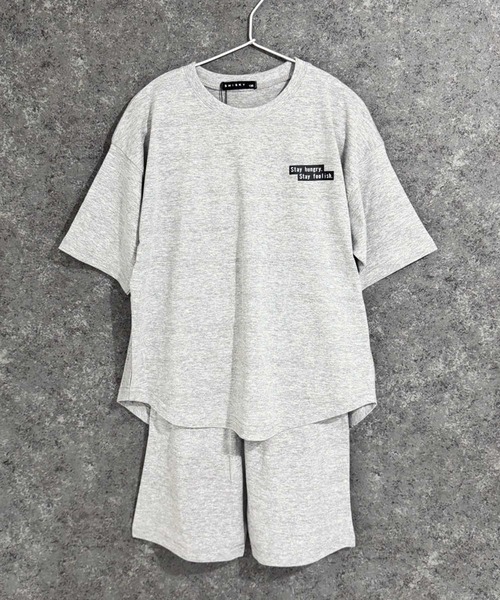国内発送 トリムロゴ セットアップ Tシャツ ハーフパンツ セール】ラウンドヘム プリントTシャツ & ハーフパンツ