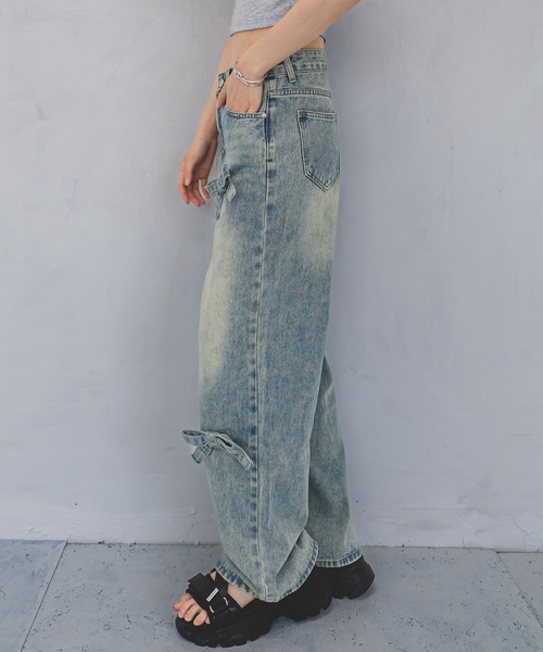 madrepadre（マドレパドレ）の「リボンモチーフデニムパンツ（デニムパンツ・レディース・ライトブルー/ブルー・SMALL/MEDIUM/LARGE）」の12枚目の写真