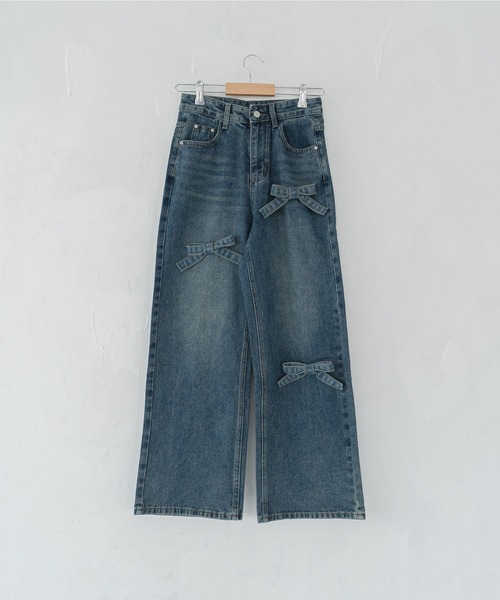madrepadre（マドレパドレ）の「リボンモチーフデニムパンツ（デニムパンツ・レディース・ライトブルー/ブルー・SMALL/MEDIUM/LARGE）」の19枚目の写真