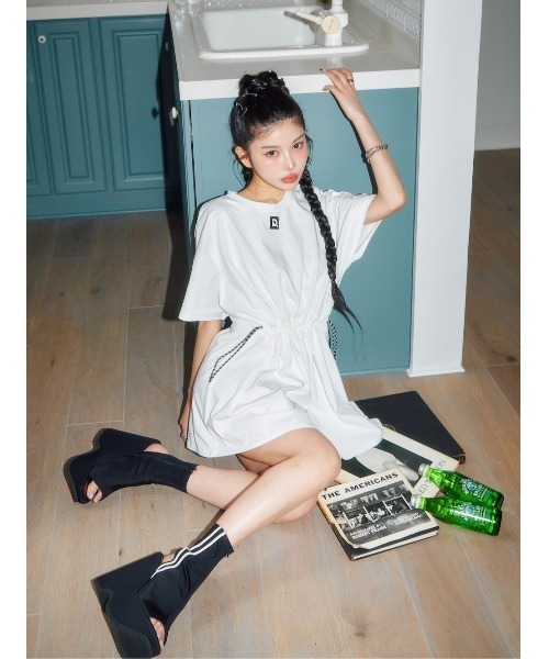 Darich(ダーリッチ)の「ウエストコードビッグTシャツ(Tシャツ/カットソー・レディース・ホワイト/ブラック・FREE/FL)」の6枚目の写真