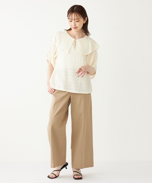 SHIPS Colors(シップス カラーズ)の「SHIPS Colors:〈手洗い可能〉シャーリング ビッグカラー ブラウス(シャツ/ブラウス・レディース・オフホワイト/ブラック・ONE SIZE)」の5枚目の写真